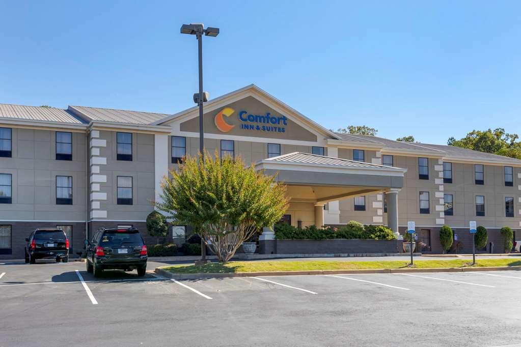 Comfort Inn & Suites Hot Springs Central Exterior photo